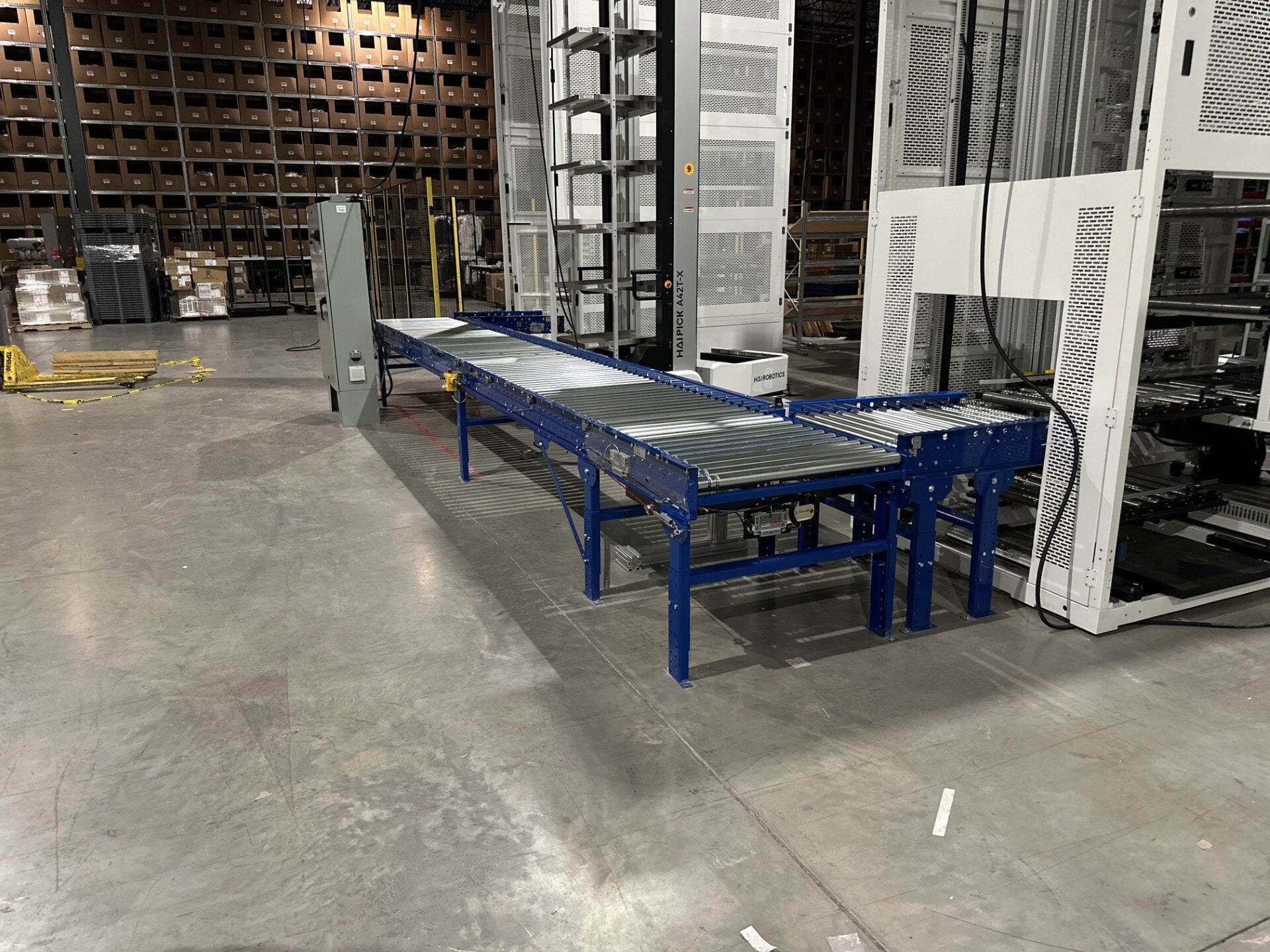 Optimizing Distribution with Conveyor Solutions for Large Cases