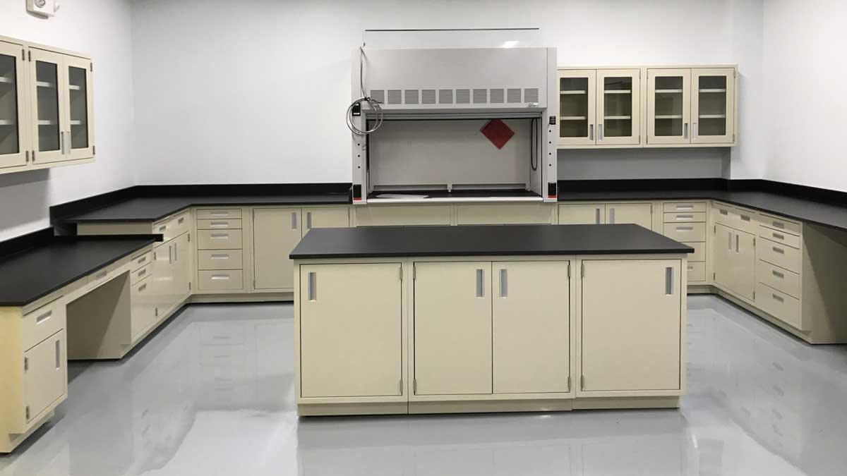 Fume Hoods for Laboratory Safety